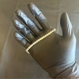 Moissanite Tennis Bracelet 5mm 7 Inches Silver Passes Tester Brand New